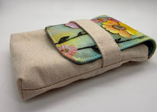 Load image into Gallery viewer, Fabric Pen Case- 3D Flower
