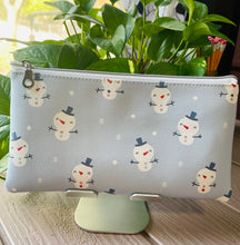 Load image into Gallery viewer, Snowman Zipper Pen Pouch
